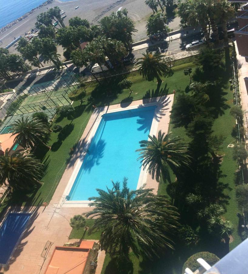 Apartamento Las Góndolas Playa ALOJAMIENTOS VISTAMAR Almuñécar Exterior foto